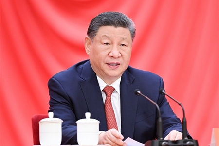 庆祝中华全国总工会成立100周年暨全国劳动模范和先进工作者表彰大会隆重举行 习近平发表重要讲话