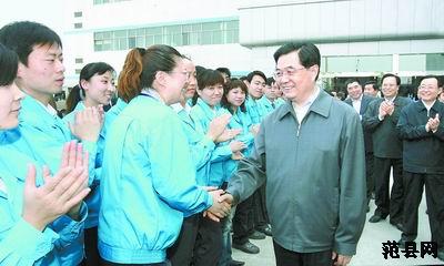 总书记和人民群众心连心——胡锦涛河南考察纪行