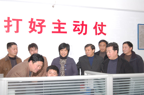 开封市委宣传部领导到我县调研网络建设工作