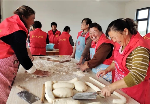 范县高码头镇举办首届“九九重阳·敬老孝亲”饺子宴活动